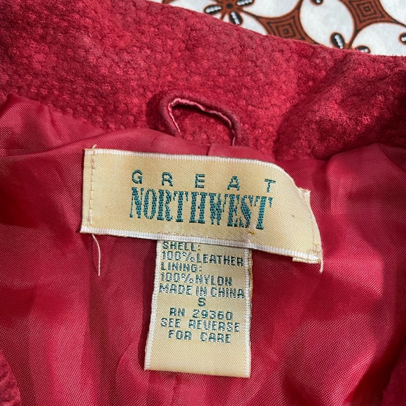 Vintage Leather Vest - Picture 10 of 10